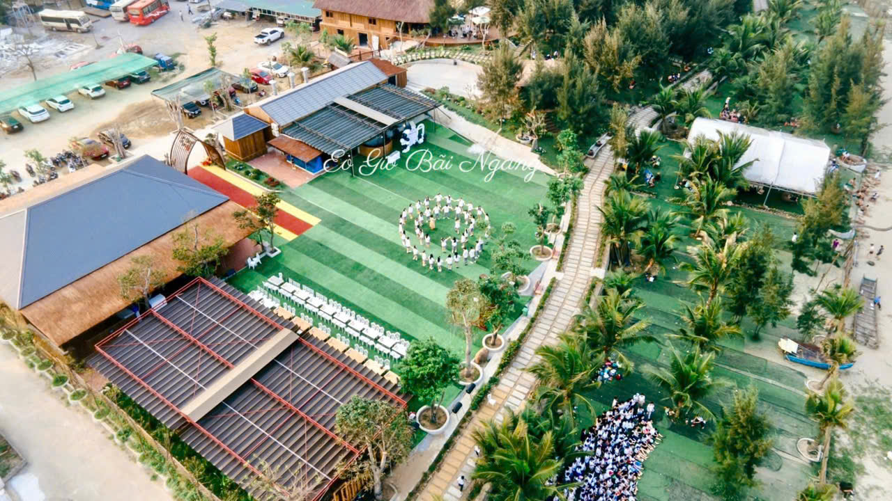 Toàn cảnh Eo Gió Bãi Ngang